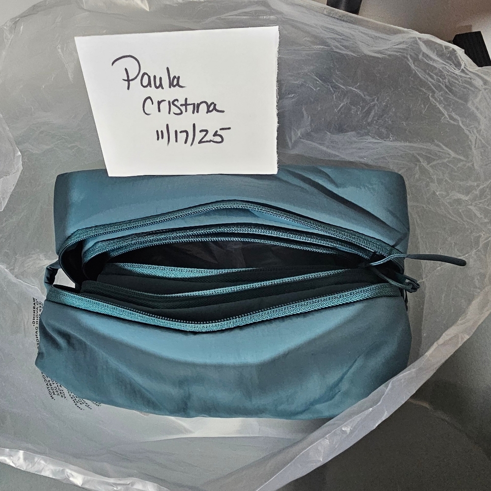 NWT BEIS air Pouch Set In Deep Teal
